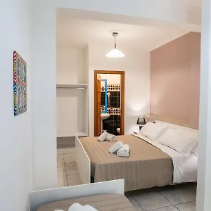 Ada Apartahotel